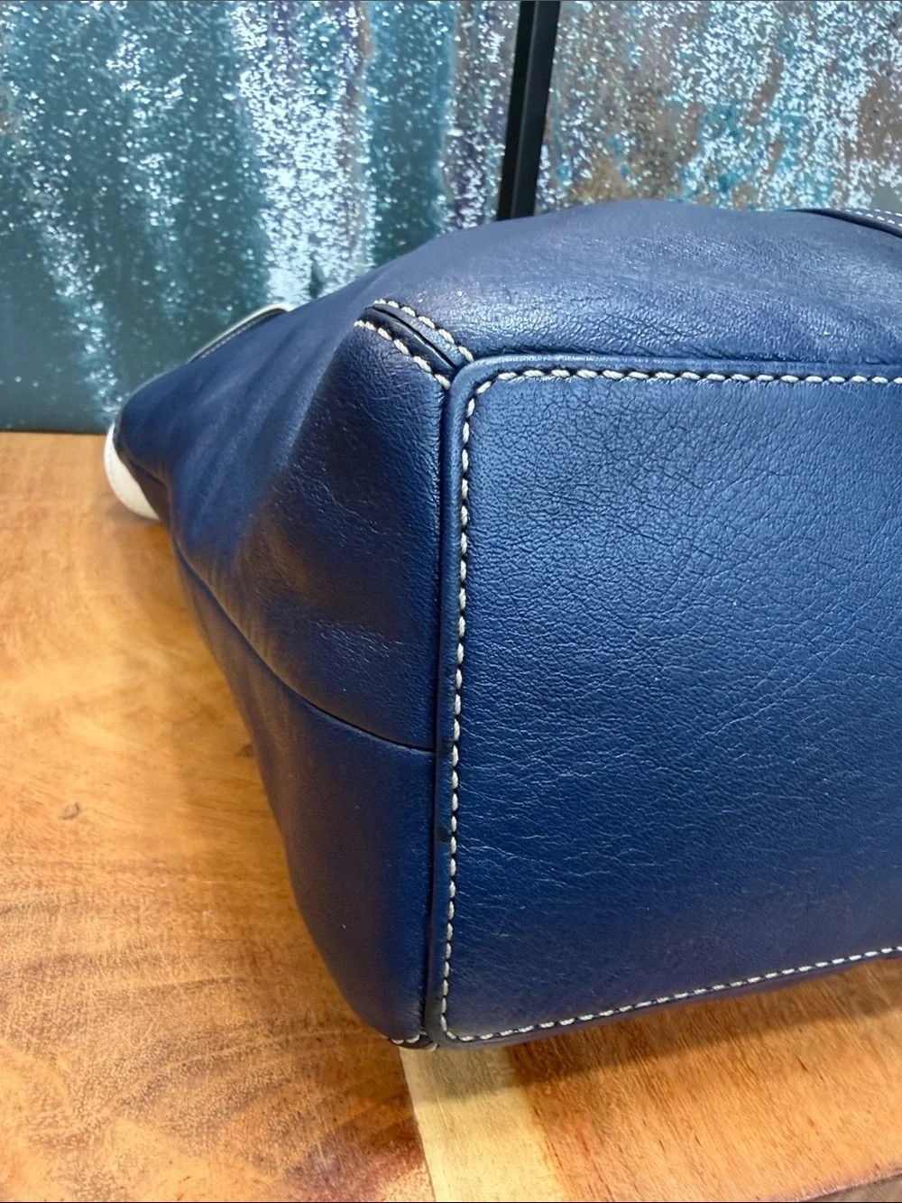 Coach Vintage 2005 Coastal Hampton Leather Tote Navy/White‎ Satchel (VGUC)